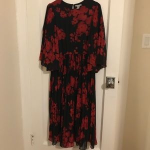 Gorgeous silky midi dress👗